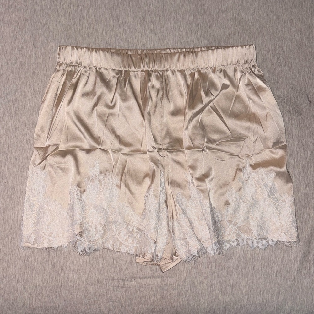 Trending satin lace shorts! Never worn!
